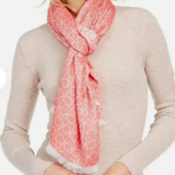 Calvin Klein Pashmina-style scarf - Picture 7 of 7